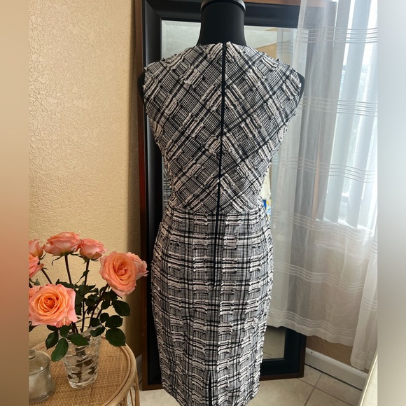 Escada Black and White Checkered Midi Dress size 34 - Picture 3 of 15